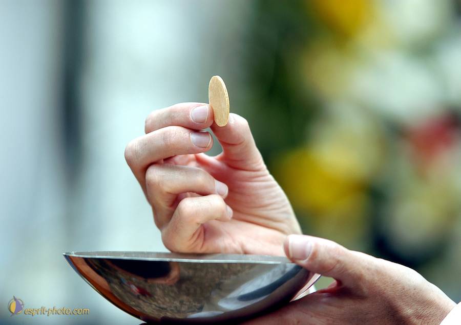 Nom de l'image : D1061022_(c)Norbert-JUNG — Description :  Festival Saint Jean (jeunes de 15-25ans)